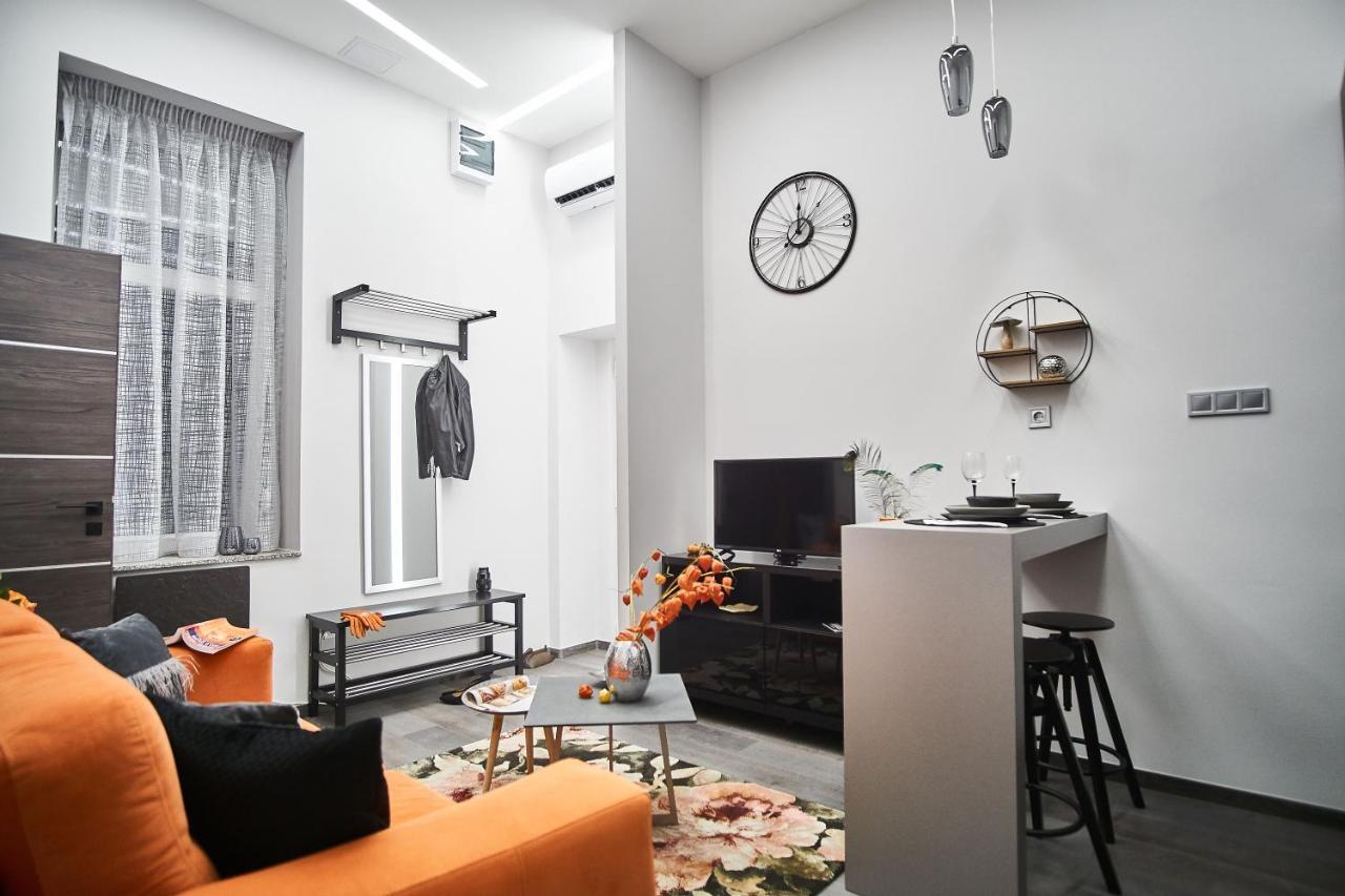 W18 Design Apartments - Budapest Downtown Buitenkant foto