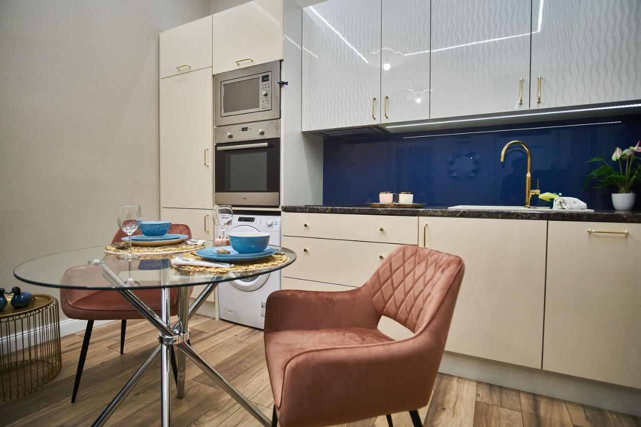 W18 Design Apartments - Budapest Downtown Buitenkant foto