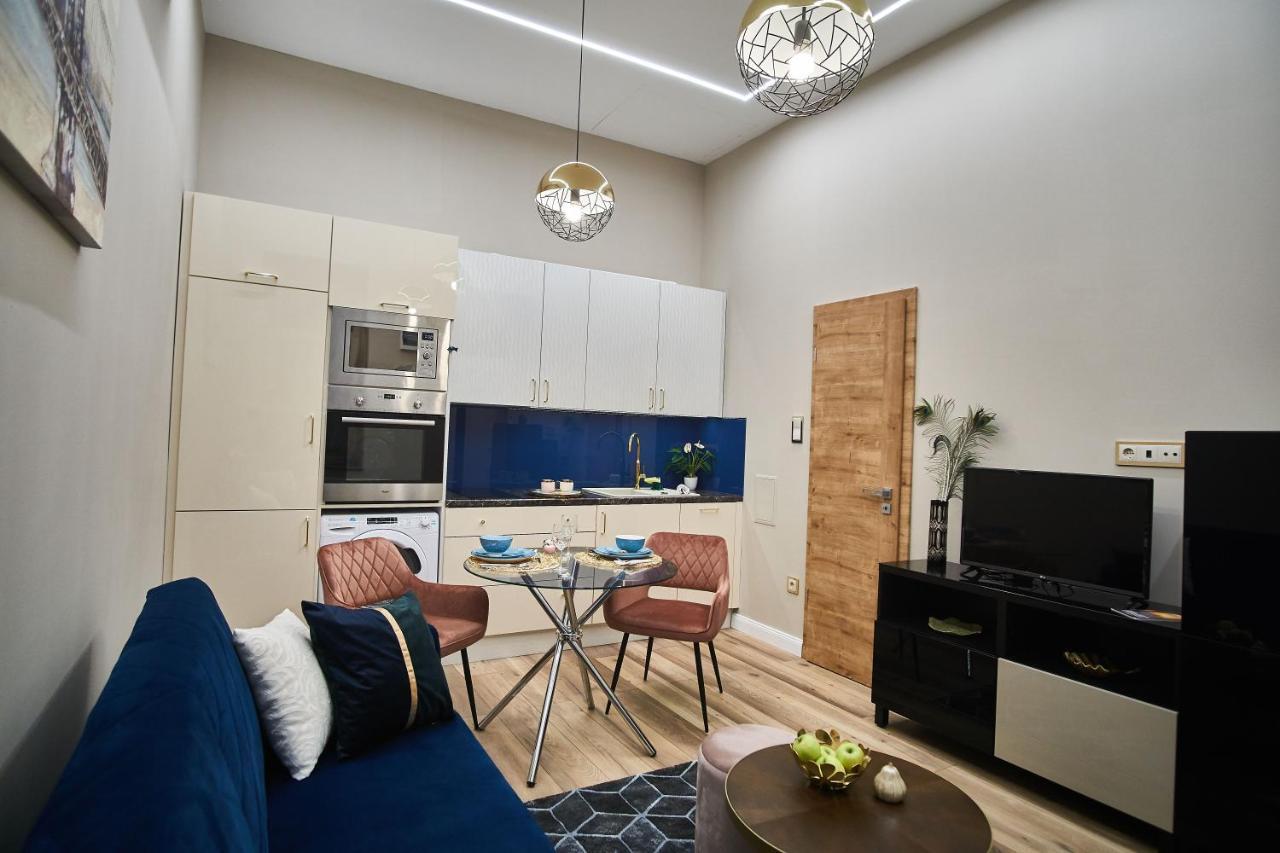 W18 Design Apartments - Budapest Downtown Buitenkant foto
