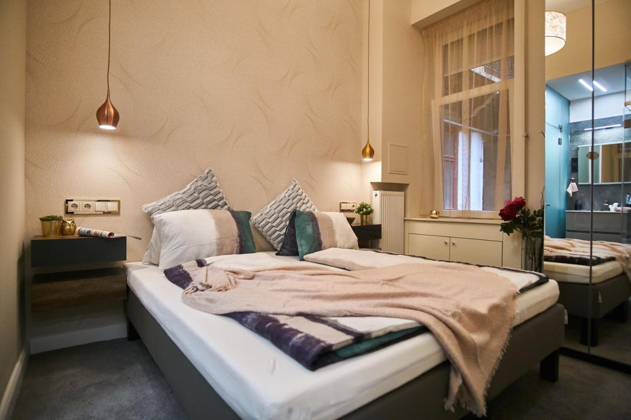 W18 Design Apartments - Budapest Downtown Buitenkant foto