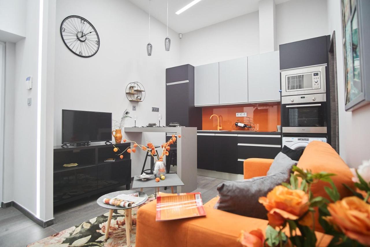 W18 Design Apartments - Budapest Downtown Buitenkant foto